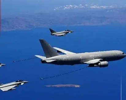 عزیمت هواپیماهای سوخت‌رسان‌ آمریکا به خاورمیانه
