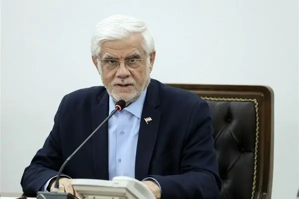 اعتراض عارف به شیوه گزینش‌ها؛ امروز دیگر نمی‌شود با شیوه‌های دهه ۶۰ گزینش انجام داد