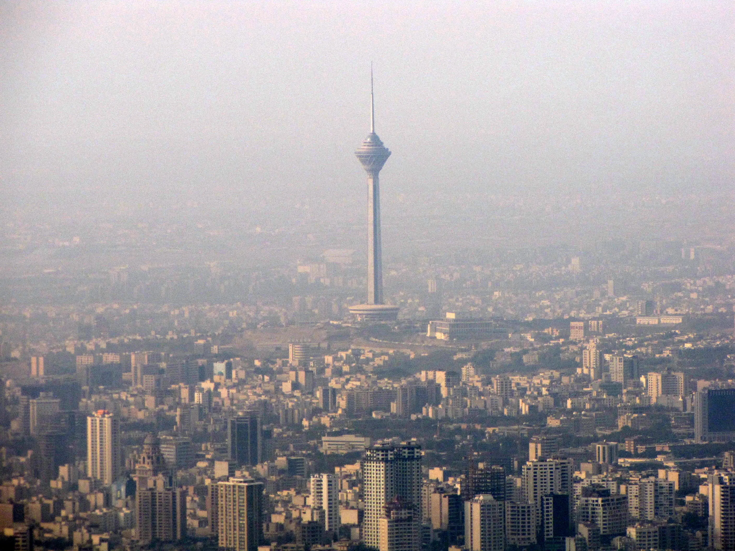 ۳۰ ساعت آلودگی وحشتناک هوا در تهران!