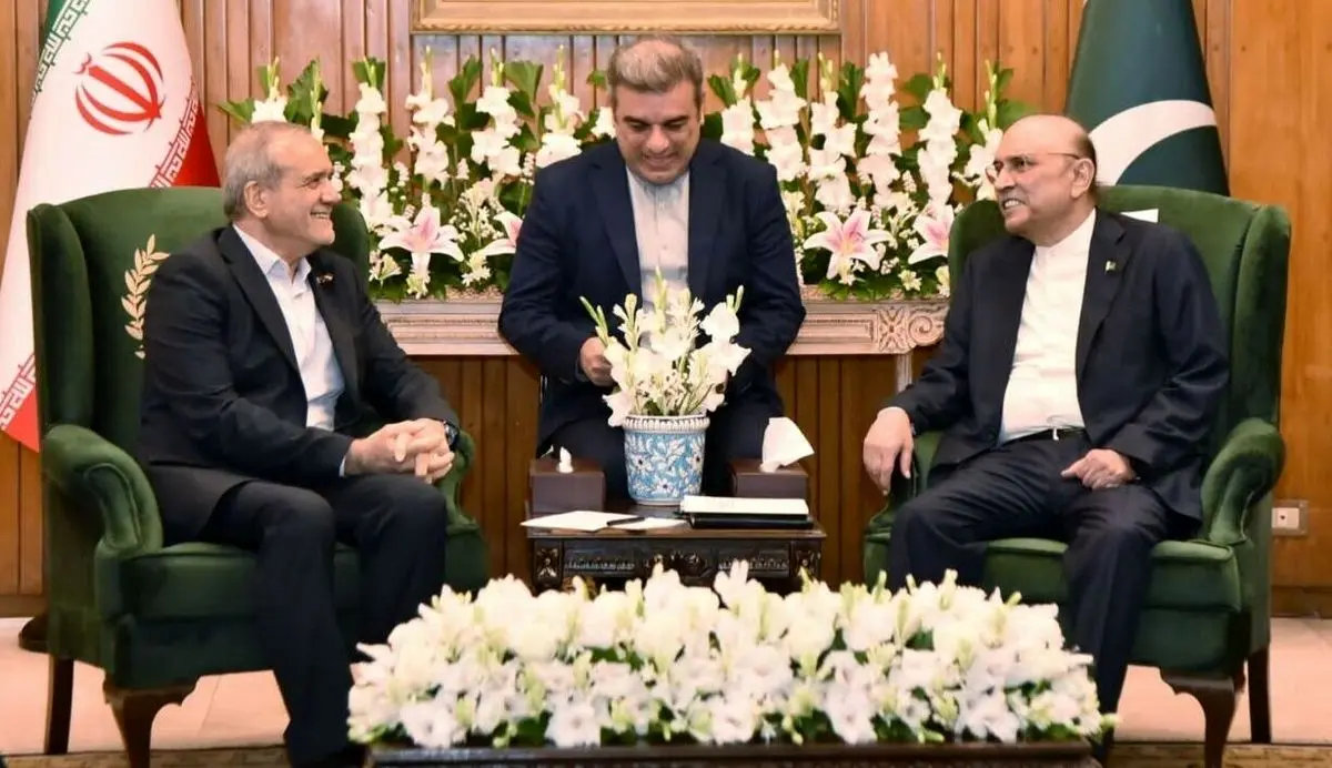 پزشکیان: ایران و پاکستان برای گسترش روابط در همه عرصه‌ها عزم جدی دارند