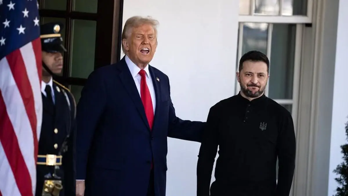 ان‌بی‌سی: کاخ سفید دعوت همزمان از زلنسکی و پوتین به آلاسکا را بررسی می‌کند