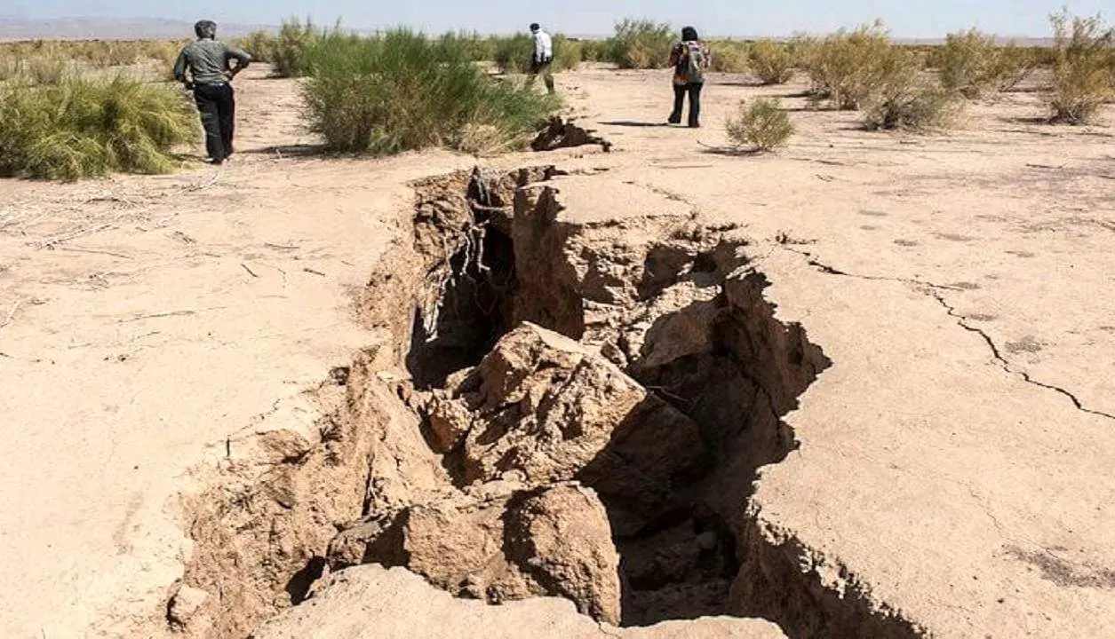 خطر فرونشست زمین در کمین ۳۵۹ دشت ایران