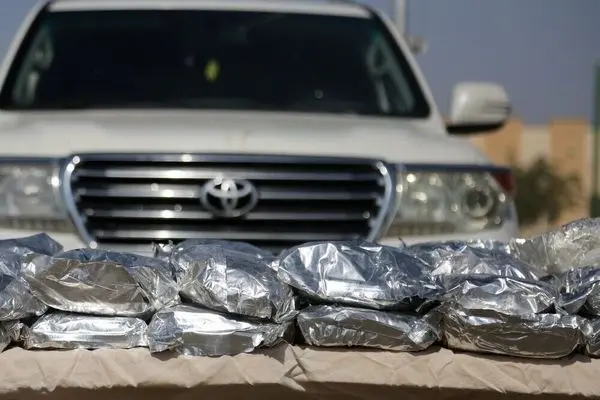 خبر منابع آگاه به روزنامه اعتماد درباره سفر دو روزه رئیس سازمان غذا و دارو به افغانستان: به طالبان پیشنهاد شد مقادیری از تریاک مکشوفه را به ایران بفروشد 