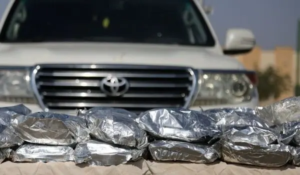 خبر منابع آگاه به روزنامه اعتماد درباره سفر دو روزه رئیس سازمان غذا و دارو به افغانستان: به طالبان پیشنهاد شد مقادیری از تریاک مکشوفه را به ایران بفروشد 