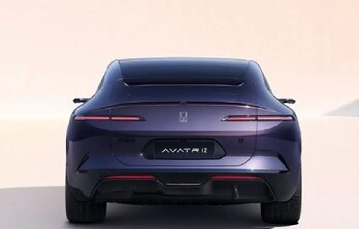 زیباترین و عجیب‌ترین ماشین جهان توسط یک ایرانی طراحی شد + عکس