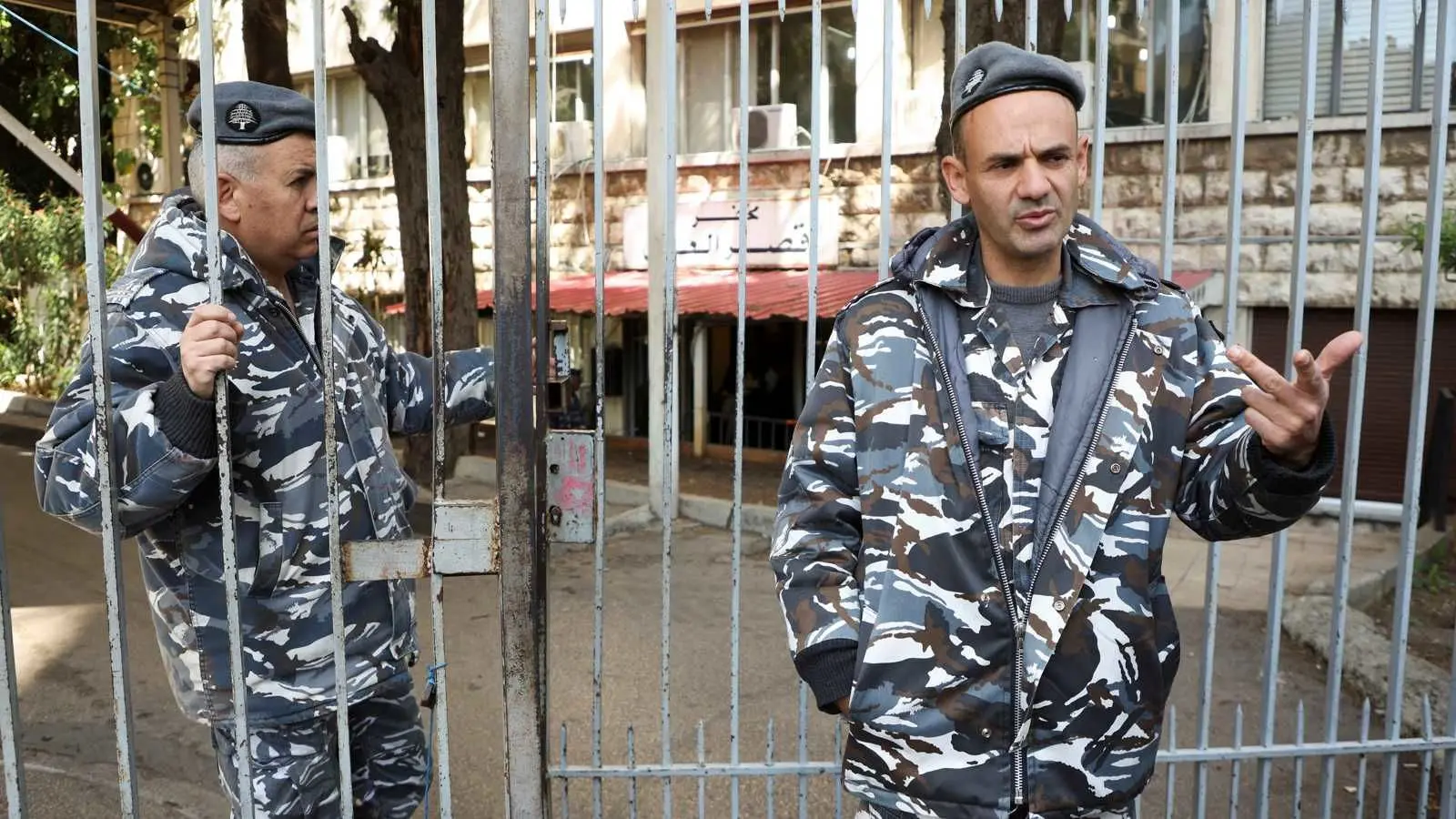 زن،نارنجك،شوهرش،فرزندش