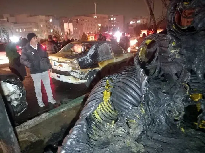 آتش،دستگاه،جاني،يادگار،خسارت،خودروها،بزرگراه،سخنگوي