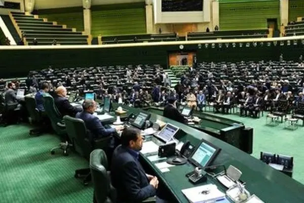 رقابت بر سر صندلی‌های نواب ریاست مجلس دوازدهم؛ از نبویان و وزرای به‌صف احمدی نژاد تا پزشکیان و نوری‌قزلجه