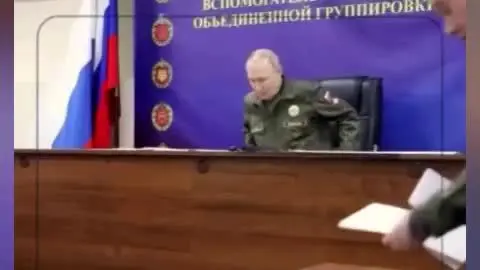 ببینید| پوتین هم لباس رزم بر تن کرد