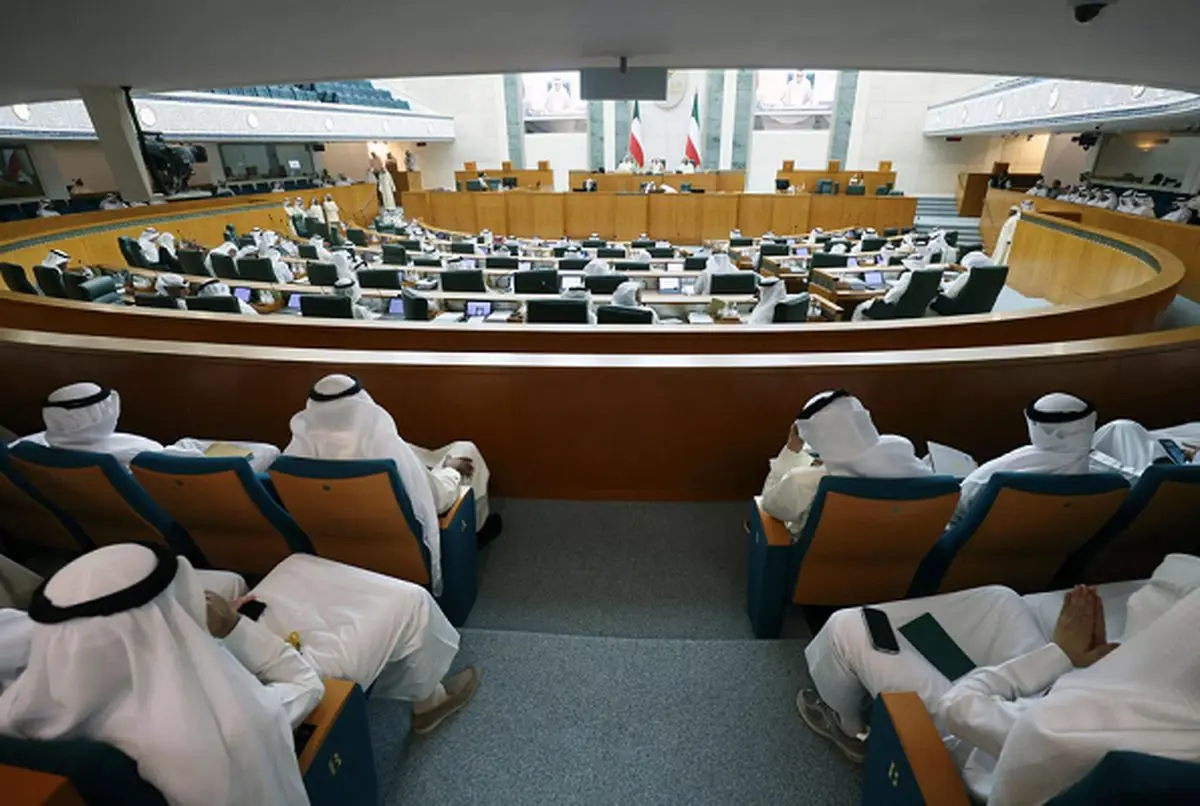 انتقاد رسانه‌ها از مقامات ارشد کویت غیرقانونی می‌شود؟