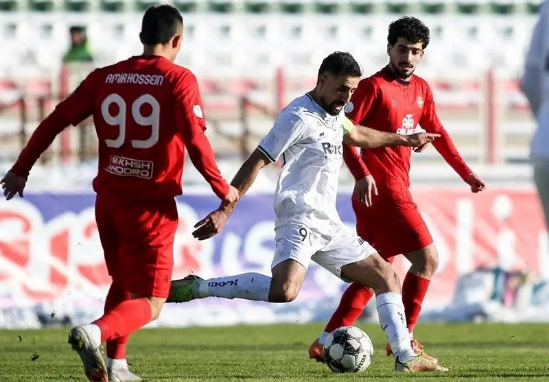 دقيقه،تراكتور،ملوان،محوطه،جريمه،ضربه،دروازه،موقعيت،دانيال،شو ...