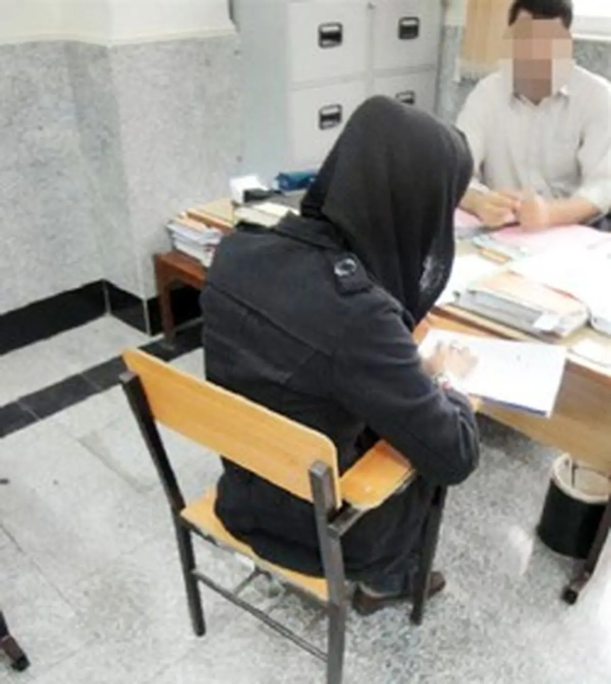 دستگیری زنی که جیب 20 نفر را در اتوبوس‌های تندرو خالی کرد