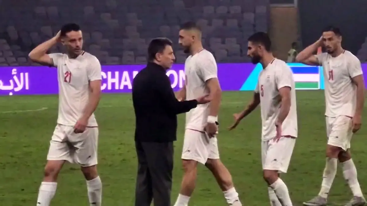 اتفاق عجیب در اردوی تیم ملی/ بی خبری قلعه نویی از پنالتی زنان تیم و بی توجهی بازیکنان به سرمربی!