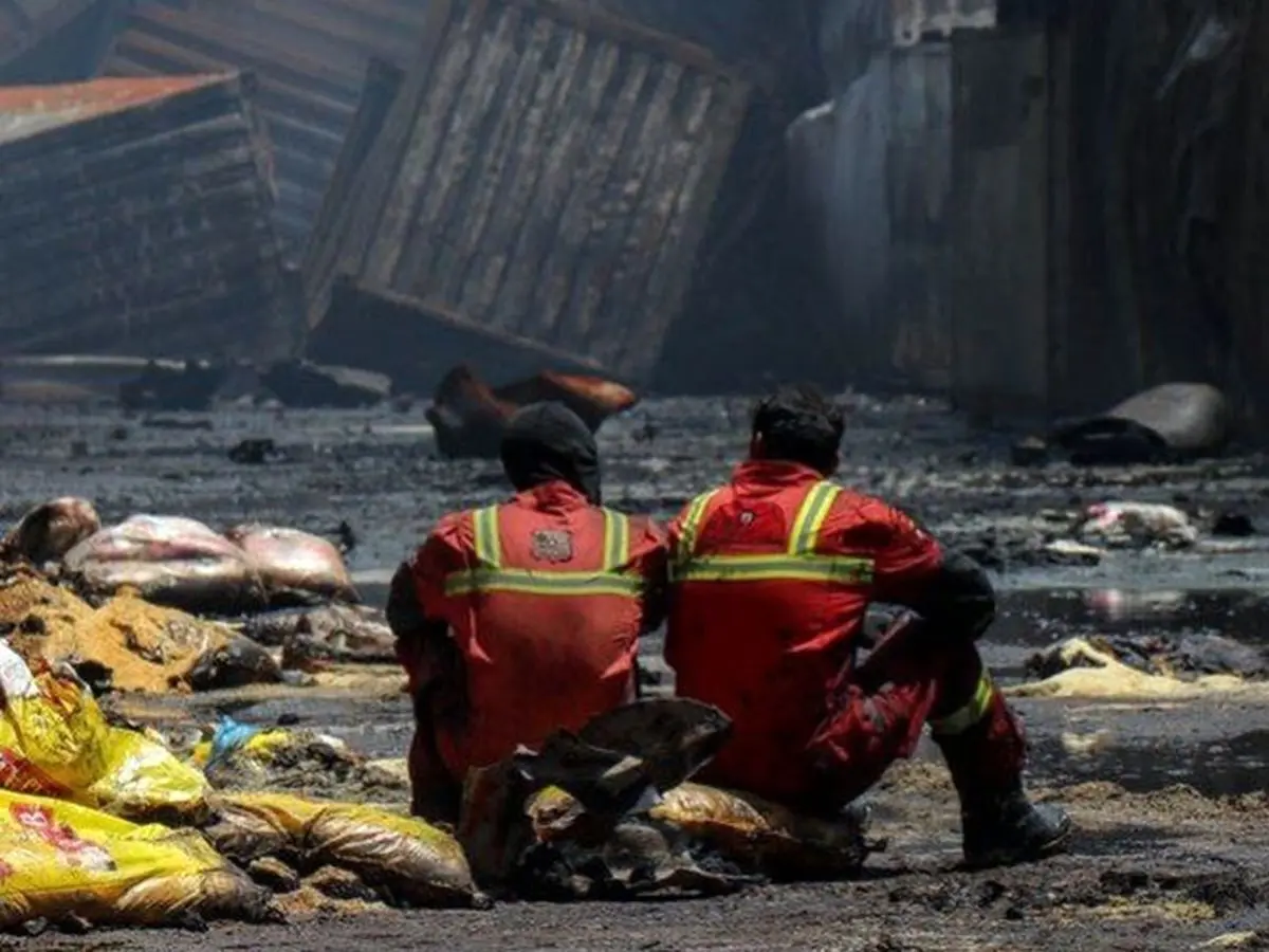 نتایج اولیه کمیته بررسی علل حادثه بندر شهید رجایی: قصور در رعایت اصول ایمنی و پدافند غیرعامل محرز شده / «خلاف‌اظهاری» در برخی موارد وجود داشته / دستگاه‌های امنیتی و قضائی با جدیت در پی شناسایی خاطیان هستند