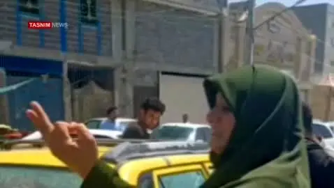 ببینید | روایت خانمی که از لحظات اولیه حادثه حمله به دادگستری زاهدان در صحنه حادثه حضور داشت