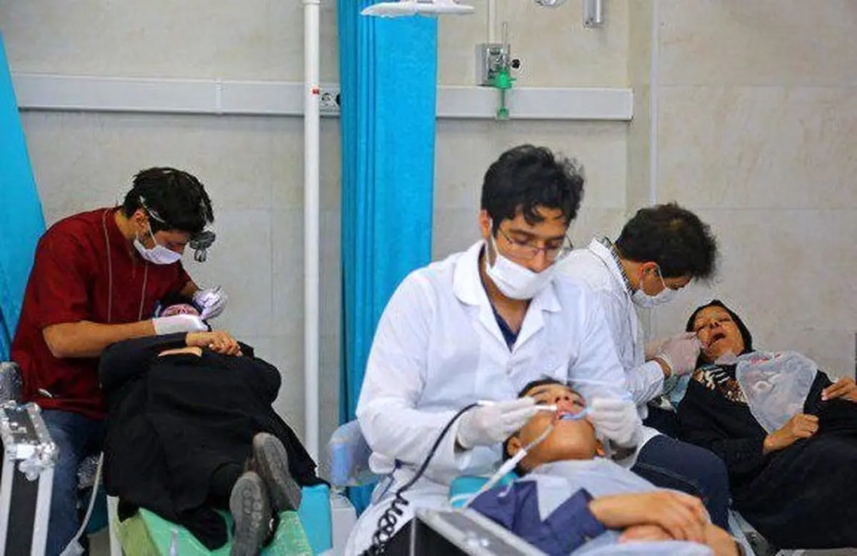 آمار فاجعه‌بار وضعیت بی‌دندانی در ایرانی‌ها؛ ۳۰ تا ۴۰ ساله‌ها ۱۳ دندان از دست رفته دارند!