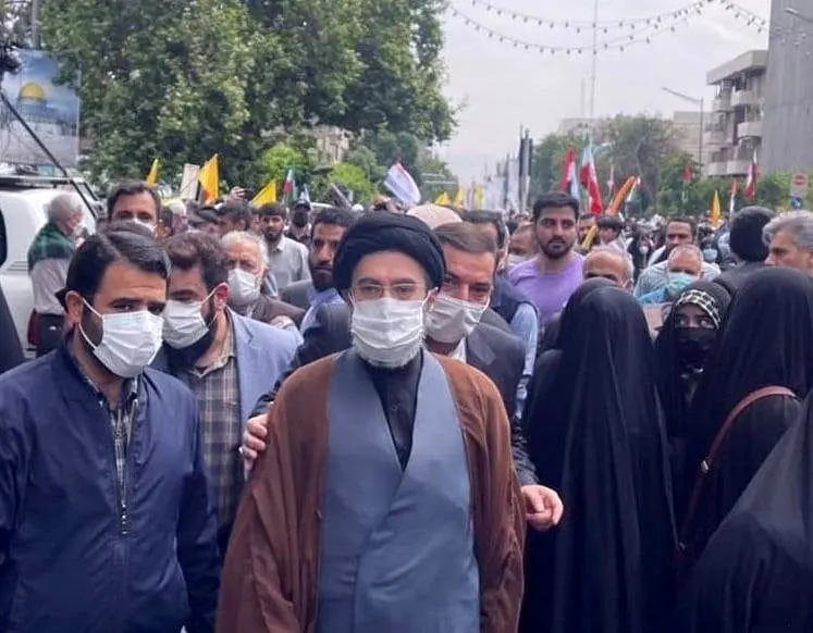 حضور سید مجتبی خامنه‌ای، فرزند رهبر انقلاب در راهپیمایی روز قدس+ عکس