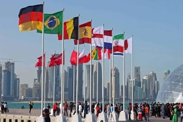 مهر تایید روزنامه دولت بر حضور ملیت‌های دیگر در ورزشگاه قطر به نفع تیم ملی