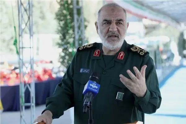 بازدید فرمانده کل سپاه از پروژه‌های عمرانی مهم در مناطق مرزی