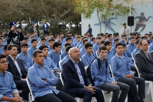 آرزوی امیرمحمد هفده ساله