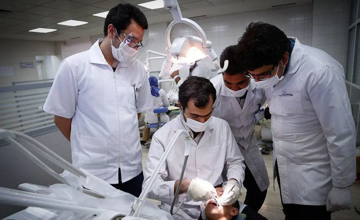 قائم مقام وزیر بهداشت: ۶۰ درصد دانشجویان علوم پزشکی با سهمیه وارد دانشگاه‌ها می‌شوند