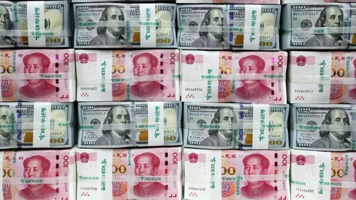 فایننشال‌تایمز: یوان چین در مسیر جایگزینی تدریجی با دلار قرار گرفته است