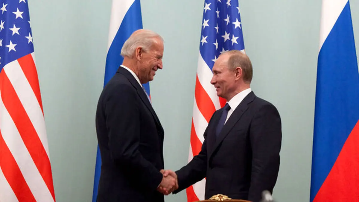 بایدن و پوتین پیشنهاد گفت وگو درباره بحران اوکراین را پذیرفتند