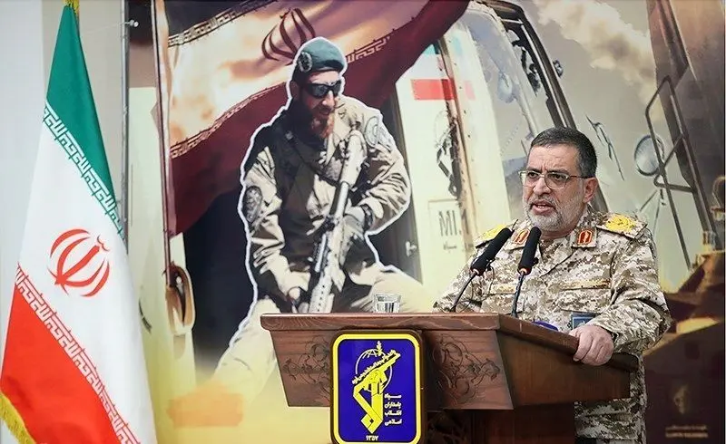 بسيج،جنگ،اشاره،دشمن،نيروي،ناييني،سردار،سپاه،قدرت،دست،كشور،سخ ...