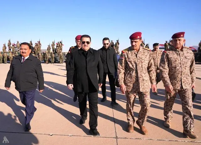 بازدید السودانی از پایگاه عین الاسد/ بررسی سطح آمادگی و تحرکات میدانی تشکل‌ها و واحدهای مستقر