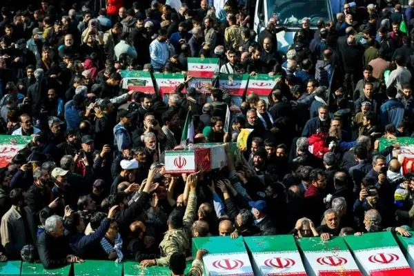 تصاویری پرشور از مراسم تشییع پیکر مطهر شهدای گمنام تهران 