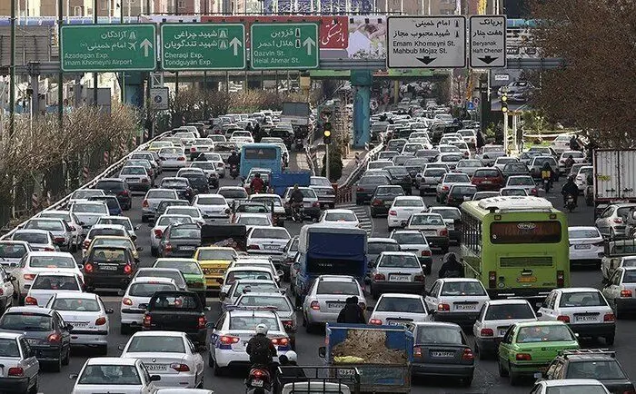 دلیل ترافیک این روزهای پایتخت چیست؟