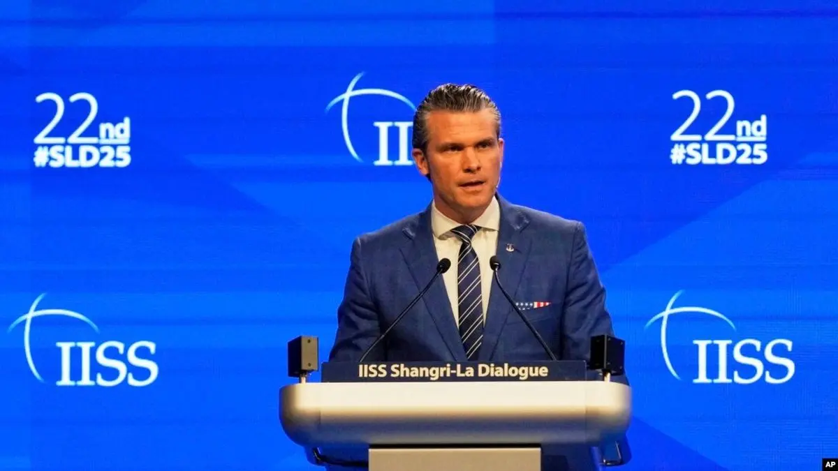 راشاتودی: هواپیمای حامل وزیر جنگ آمریکا وضعیت اضطراری اعلام کرد