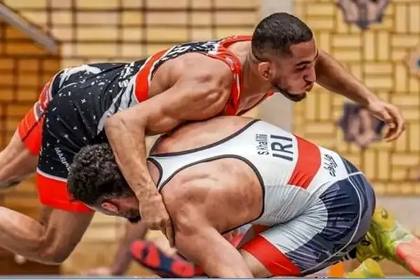 مسابقات کشورهای اسلامی؛ پخش زنده مسابقات کشتی «هادی ساروی» و «فردین هدایتی» امروز چهارشنبه ۲۸ آبان ۱۴۰۴ + تماشای آنلاین