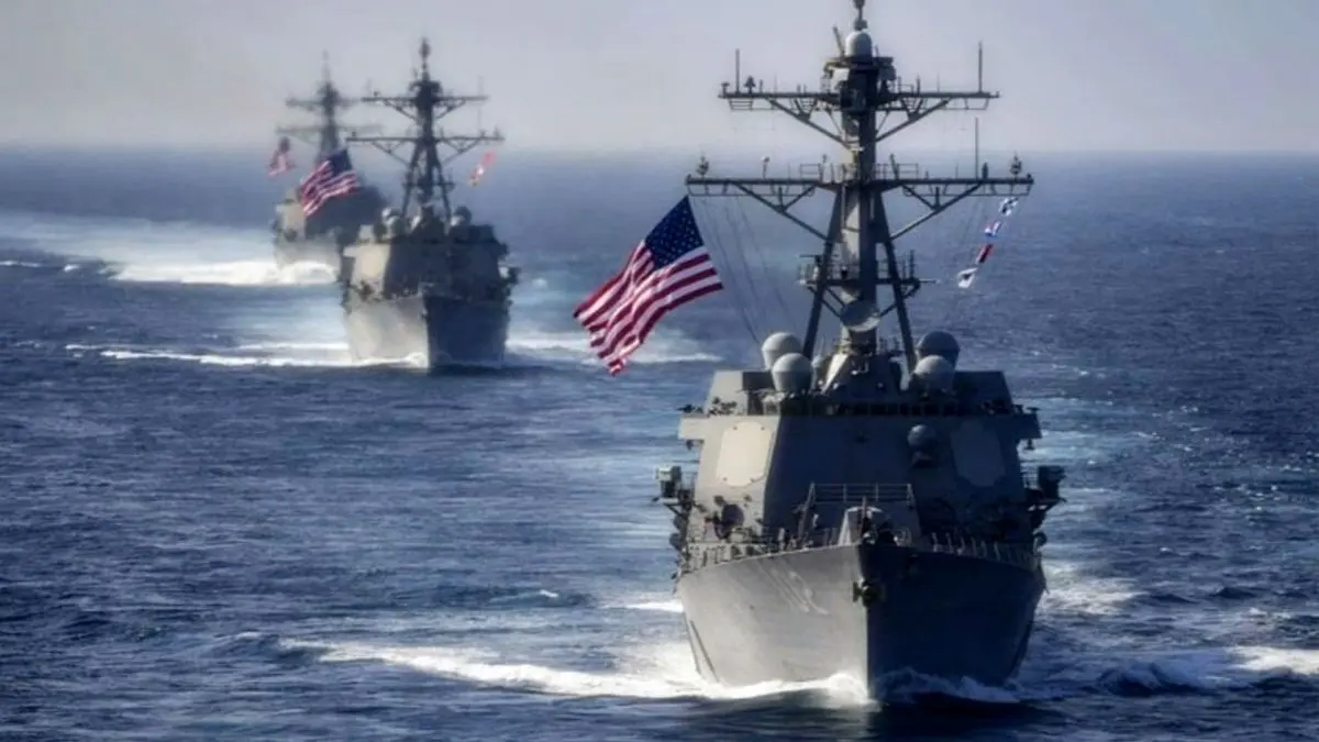 ناو هواپیمابر «جرالد فورد» آمریکا به کارائیب رسید / استقرار نیروهای زمینی، دریایی، هوایی و موشکی و یگان‌هایی از شبه‌نظامیان ونزوئلا برای تقویت دفاع ملی 