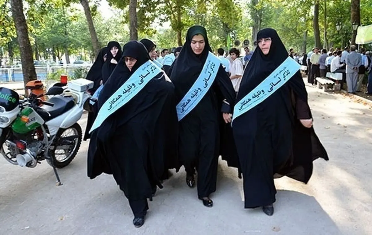 کیهان: چرا در لایحه حجاب، دوربین‌های بی‌زبان خیابانی به جای ضابط تصمیم بگیرند؟