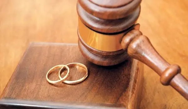 درخواست طلاق بعد از پیشرفت در خانه شوهر