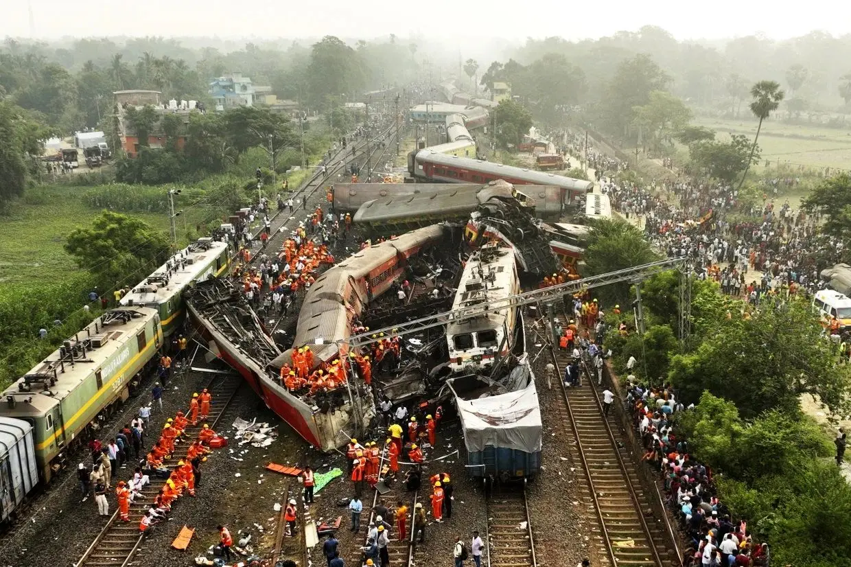 هند سه نفر را در ارتباط با فاجعه قطار اودیشا بازداشت کرد