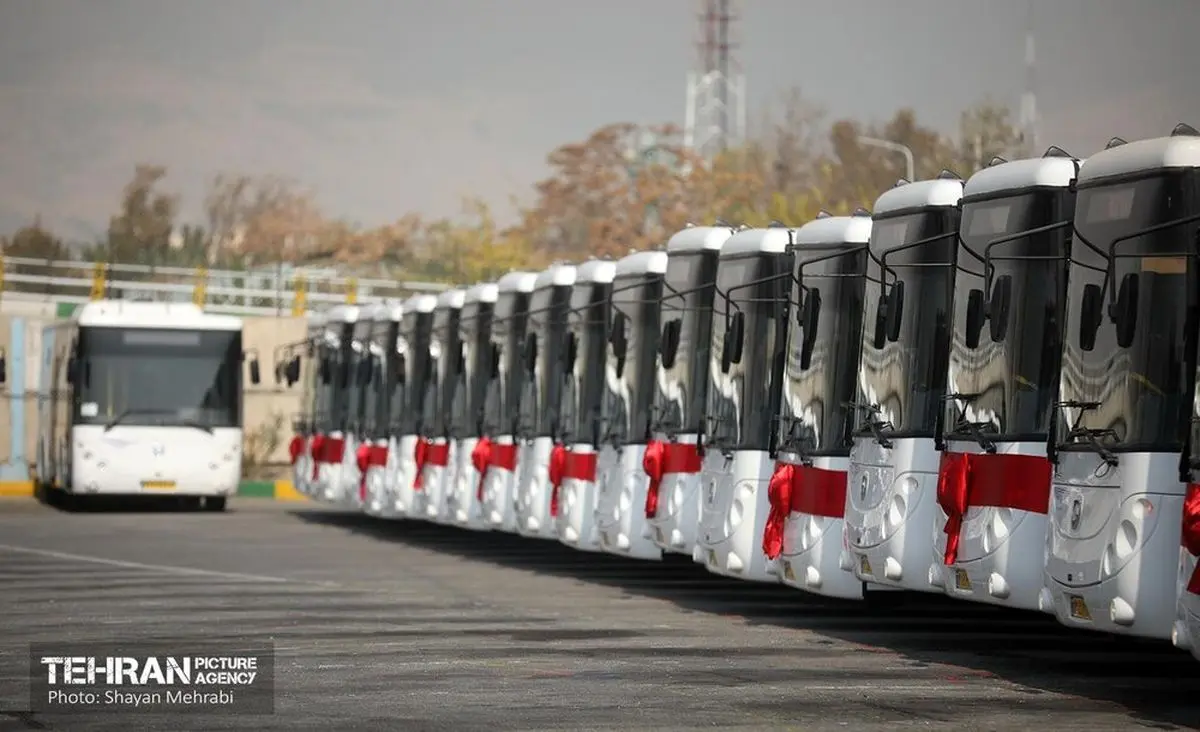ورود ۲۰۰ دستگاه اتوبوس تازه نفس به ناوگان حمل و نقل تهران
