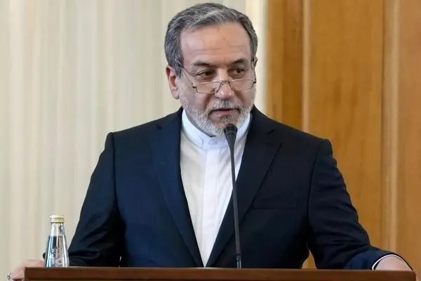 عراقچی: روز جمعه با 3 کشور اروپایی نشست خواهیم داشت؛ دور سوم مذاکرات با آمریکا در رم برگزار می‌شود
