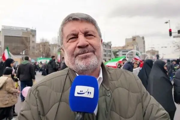 حضرتی: عهد و پیمان مردم با اصل انقلاب آنچنان مستحکم است که فشار و تهدید دشمنان، مشکلات اقتصادی و گرفتاری‌ها به هیچ‌وجه نمی‌تواند آن را کم‌رنگ کند