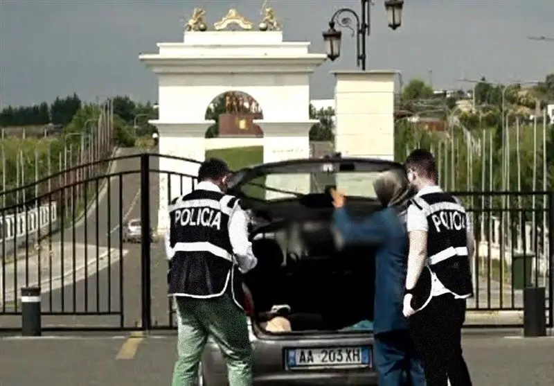 پلیس آلبانی کنترل مقر منافقین را در دست گرفت؛ ورود و خروج فقط با اجازه پلیس
