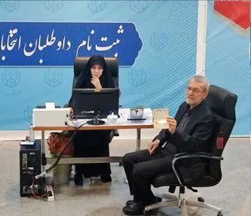 ببینید | شوخی یک خبرنگار با علی لاریجانی در وزارت کشور؛ با اسنپ آمدید یا تپسی؟