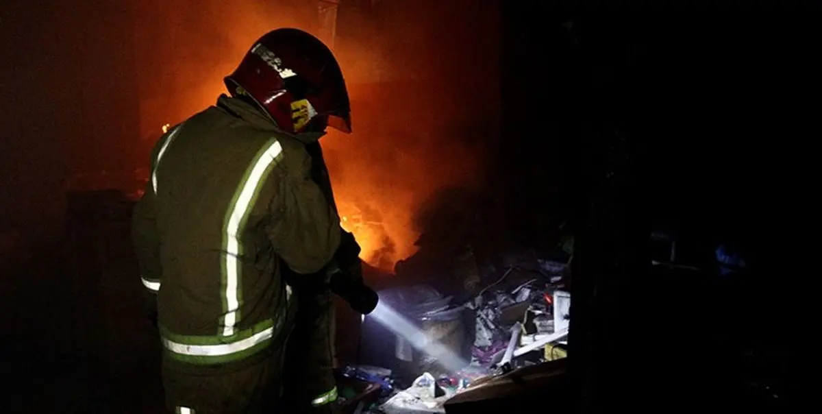آتش‌سوزی در پاساژ تیراژه تهران/ 9نفر مصدوم شدند