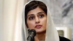 یک زن به عنوان وزیر خارجه پاکستان منصوب شد