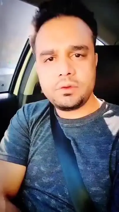 ببینید | فرزند این نماینده مجلس پیک موتوری بود 