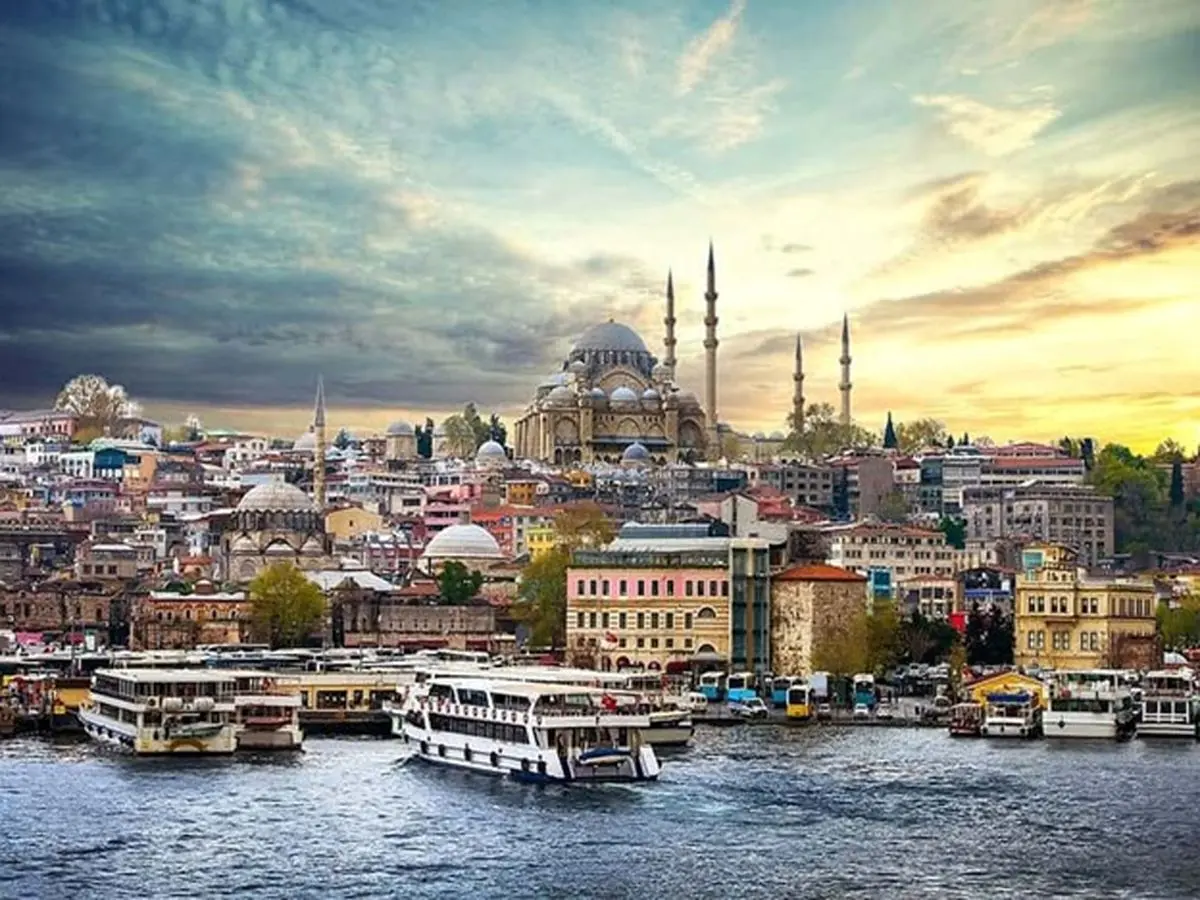 هزینه سفر به استانبول بدون تور چقدر است؟