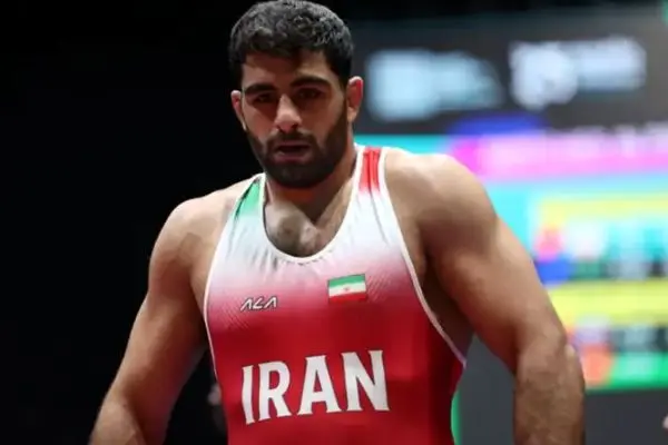 ساروی سومین طلای کشتی فرنگی را ضرب کرد