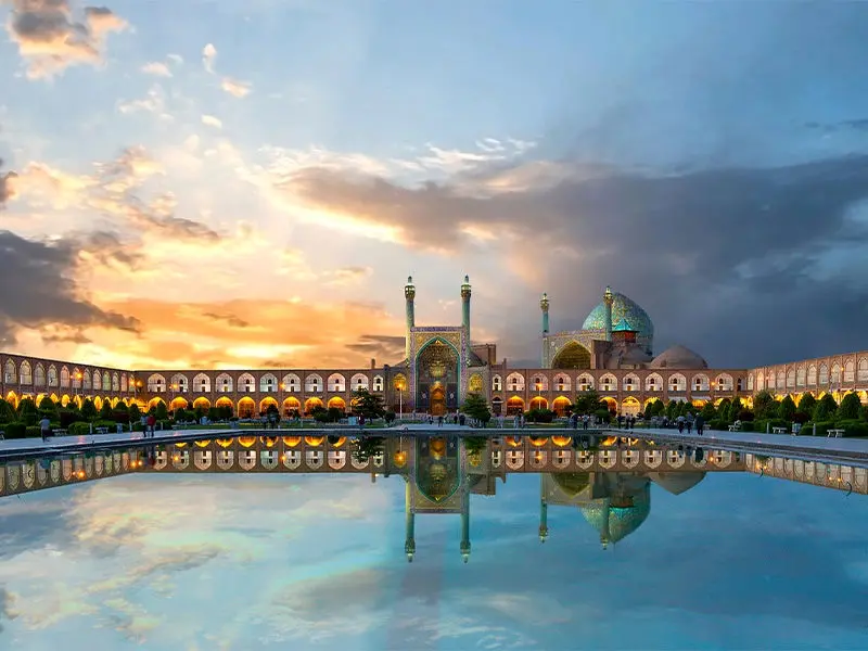 آیا سفر به اصفهان گران است!