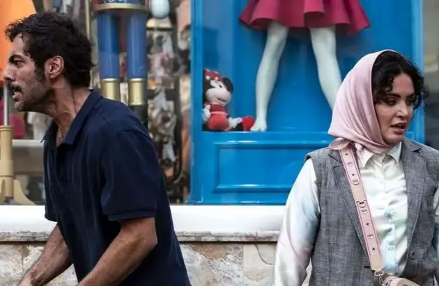 اتوبان،فيلم،مجازي،مخاطب،فضاي،پنهان،دنياي،داستان،نمايش،بلاگر، ...