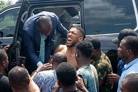 جاشوا،حادثه،آنتوني،تصادف،خودرو،دست،نيجريه،جان،خبر،گزارش،قرار